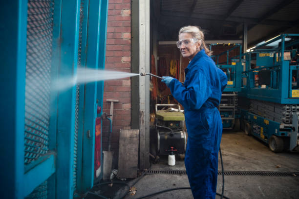 Best Pressure Washing Services for Businesses  in Freeport, FL