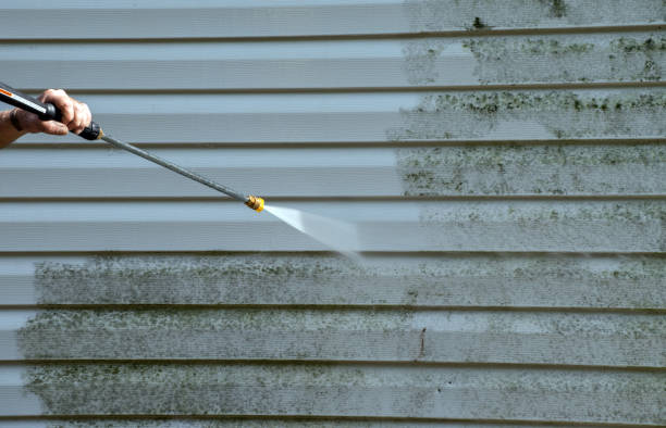 Best Garage Pressure Washing  in Freeport, FL