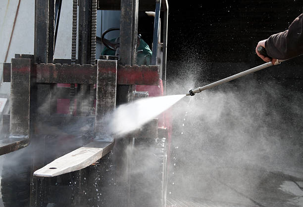 Best Commercial Pressure Washing  in Freeport, FL